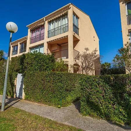 Les Canoubiers I By Interhome Lejlighed La Londe-les-Maures