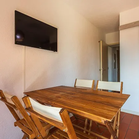 Lejlighed Les Canoubiers I By Interhome *