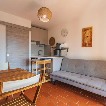 Les Canoubiers I By Interhome